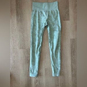 Gymshark camo seamless leggings Sage Green